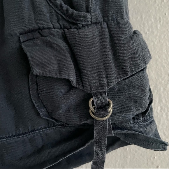Free People Navy Shorts, size 4 - Picture 8 of 9